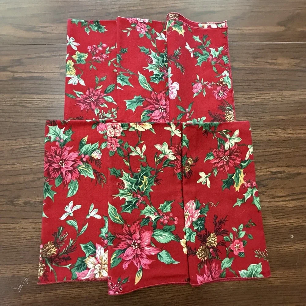 Vintage Set Of 6 Red Poinsettia Print Christmas Floral Cloth Napkins Holiday